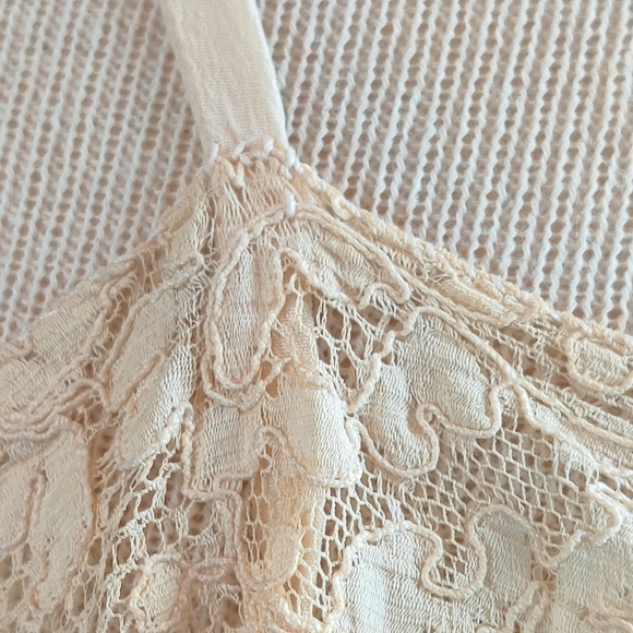 Vintage 1930-40s Cream Bias Cut Silk/Lace Slip-Dress Bound Scalloped Hem - Picture 8 of 15